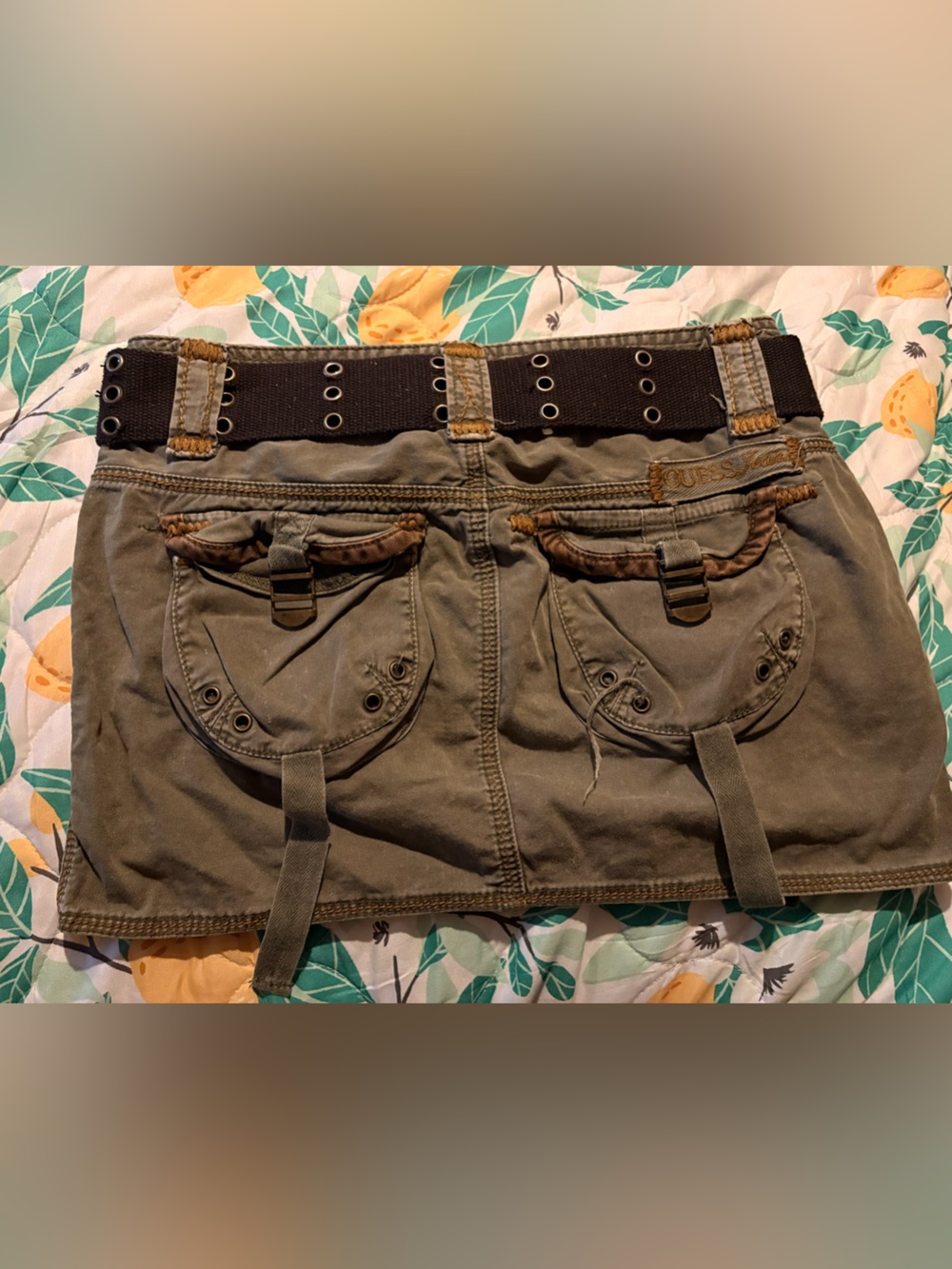 Guess Jeans Utility Cargo Mini Skirt Olive Green Belted Y2K 2005 Size 25 - Picture 6 of 9